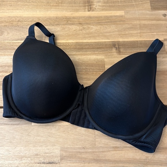 CACIQUE ⭐️ 2 lightly lined tshirt bras - Picture 4 of 6